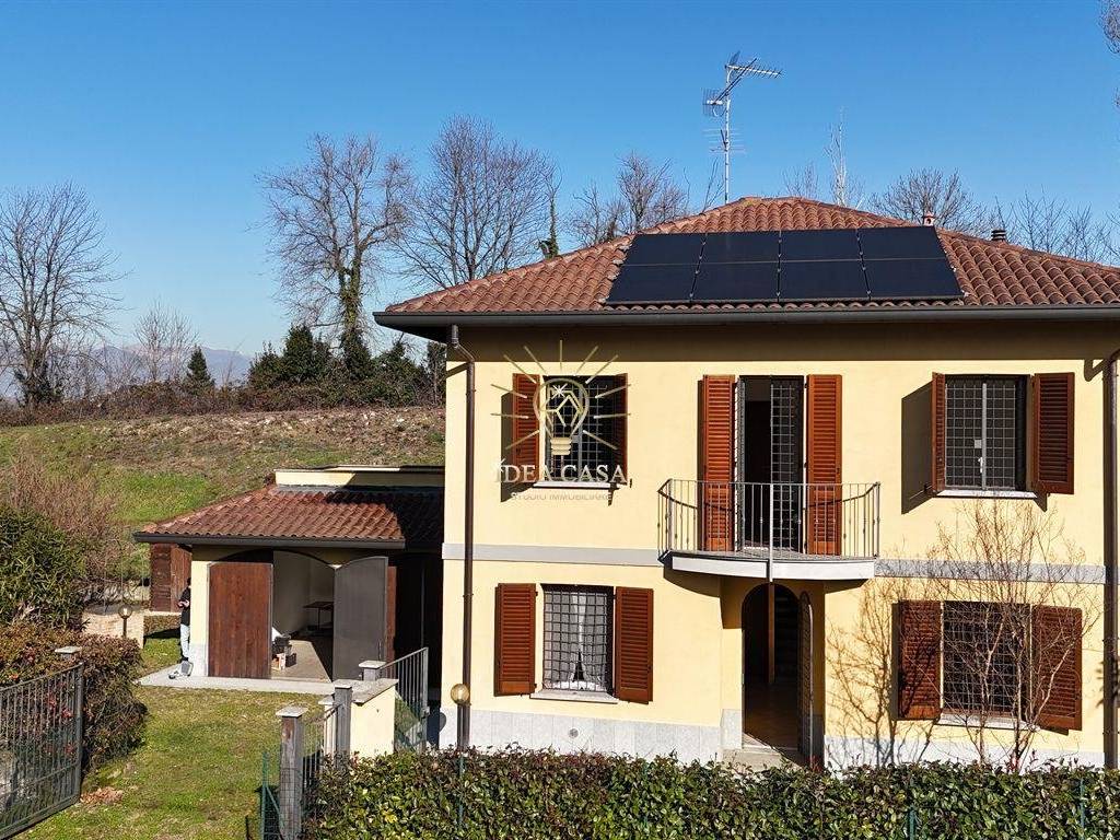 Villa a Bulciago in Via STAZIONE, 28 - Foto 2