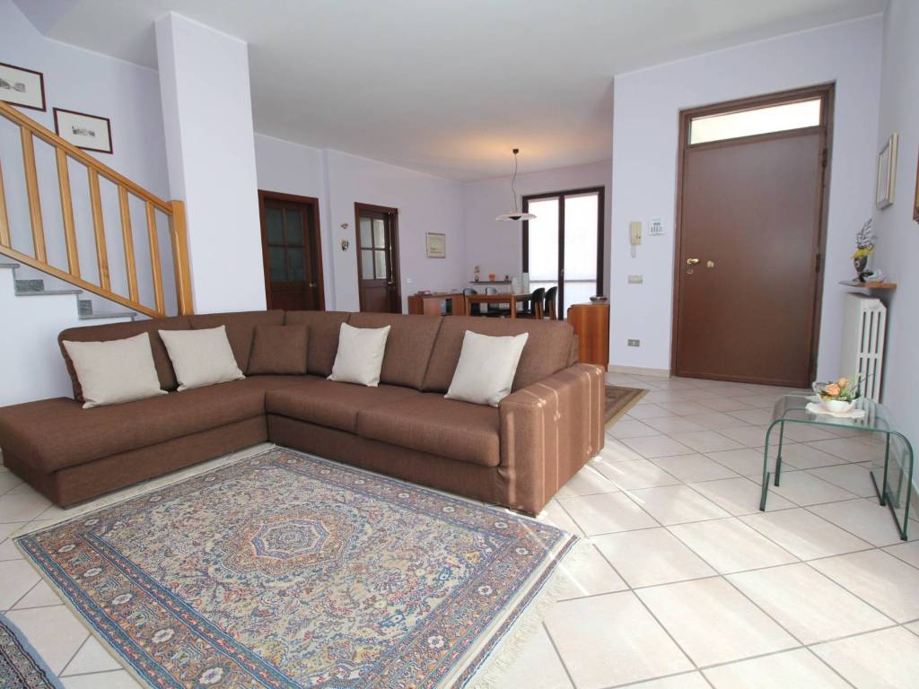 Villa a Gorla minore in Via dei Mille - Foto 5