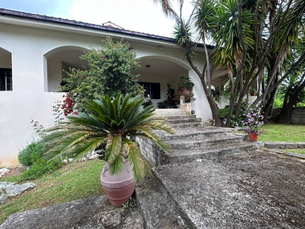 Villa a Cassino in Via Orsaia, 42 - Foto 4