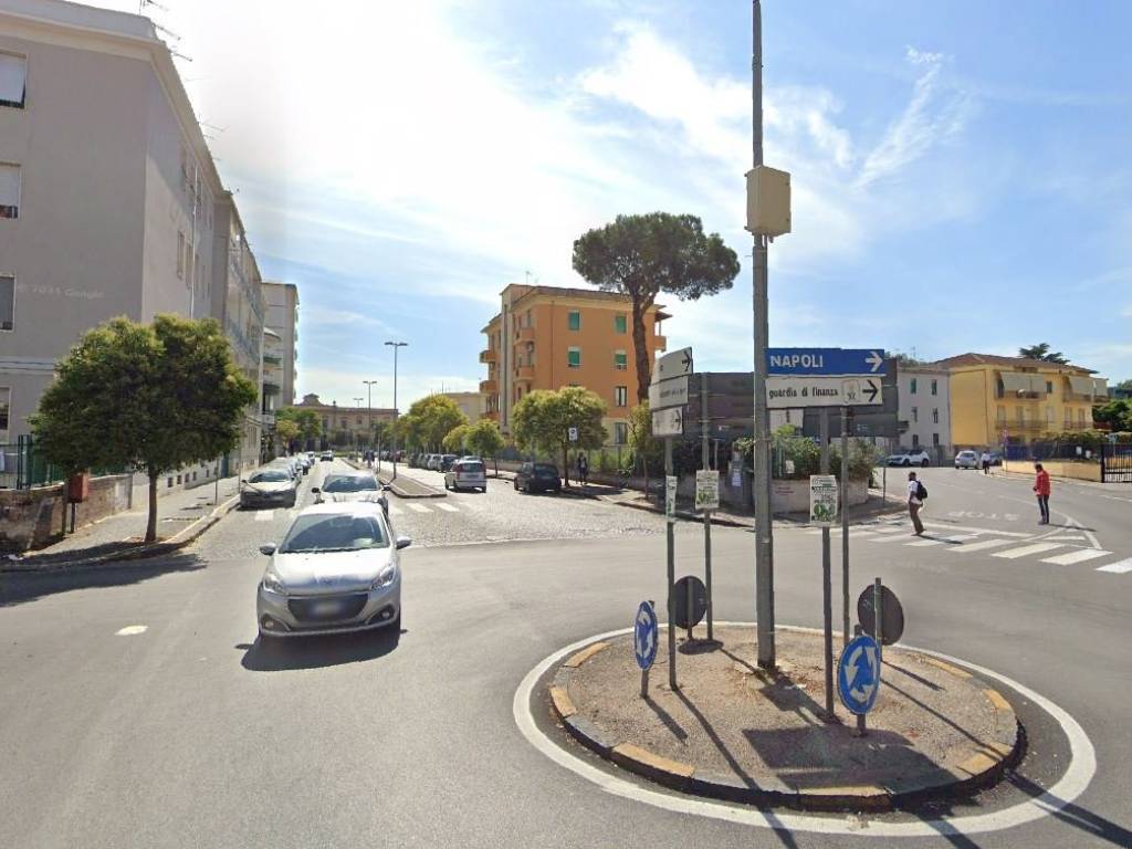 Appartamento a Aversa in Piazza Giuseppe Mazzini - Foto 2