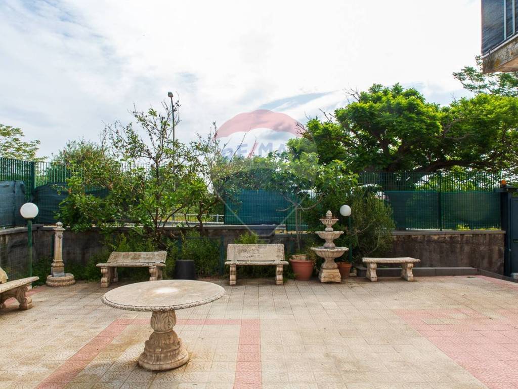 Villa a Tremestieri etneo in Via Giuseppe Saragat, 1 - Foto 2