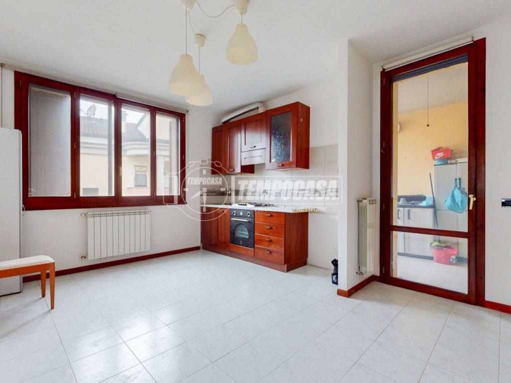 Appartamento a Cento in Via Umberto Giordano 49 - Foto 5