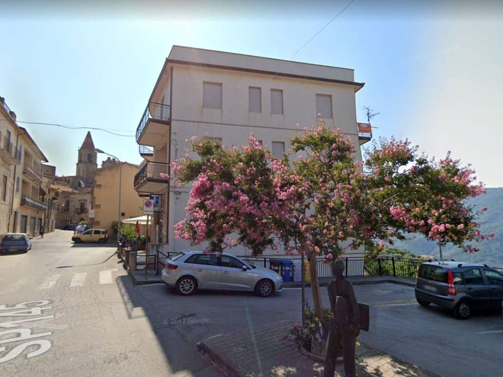 Appartamento a Ficarra in Via Roma, 11 - Foto 2