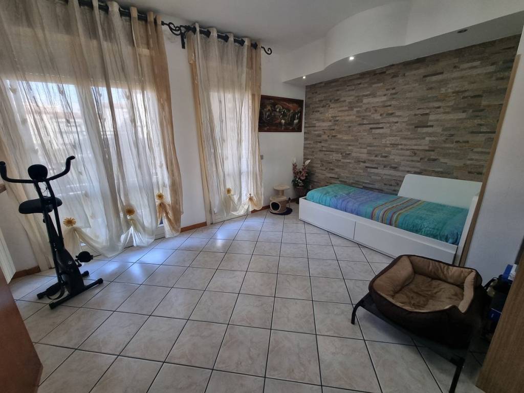 Appartamento a Limbiate in Via Valsugana - Foto 4