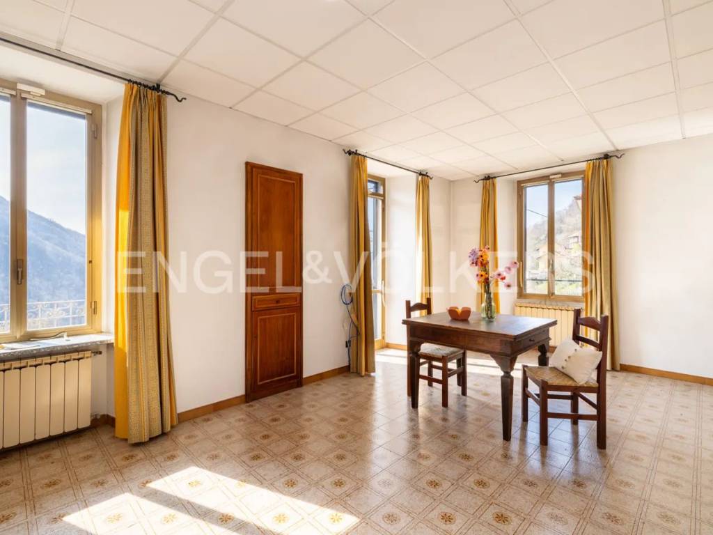 Villa a Caprezzo in Via Guglielmo Marconi, 2 - Foto 3