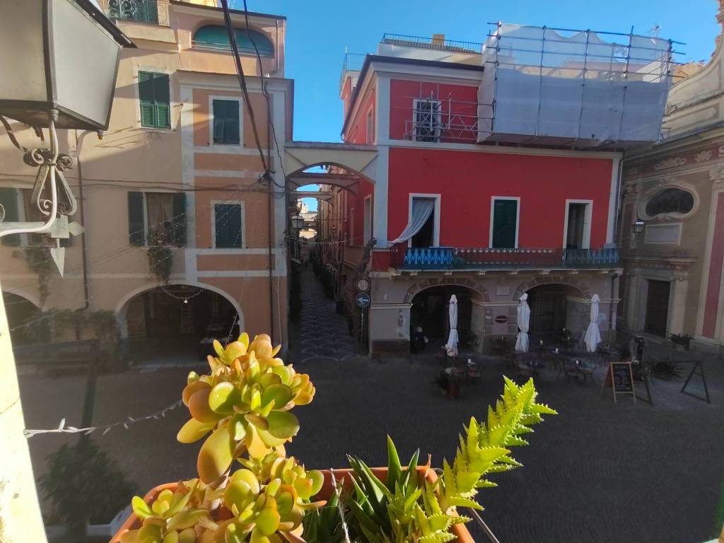 Appartamento a Pietra ligure in Piazza La Pietra - Foto 3