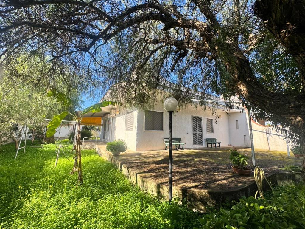 Villa a Pulsano in QUARTA PARALLELA SERRONE, 0 - Foto 4