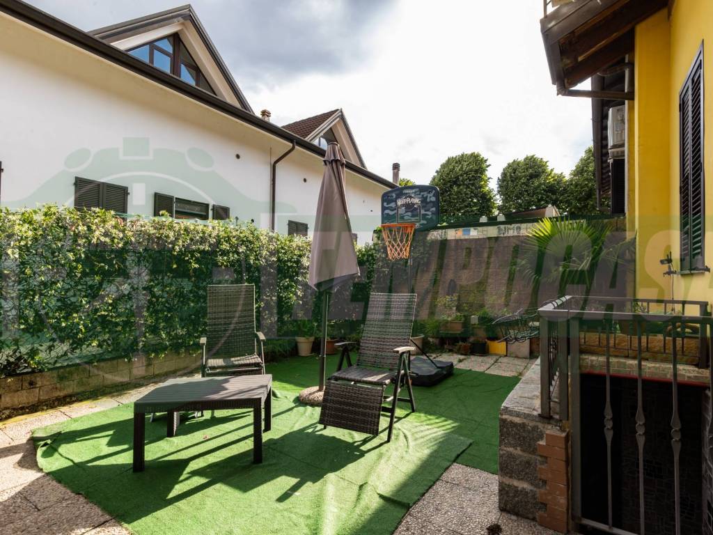 Casa indipendente a Origgio in Via per Lainate, 24 - Foto 3