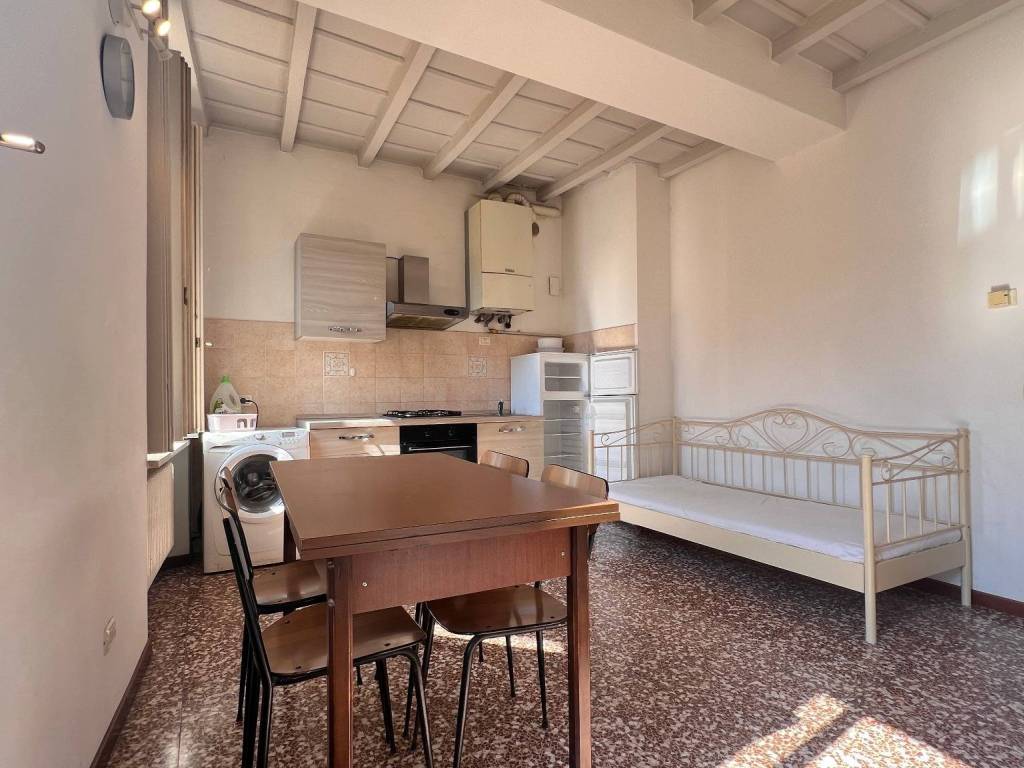 Appartamento a Lodi in Via Magenta, 34 - Foto 4