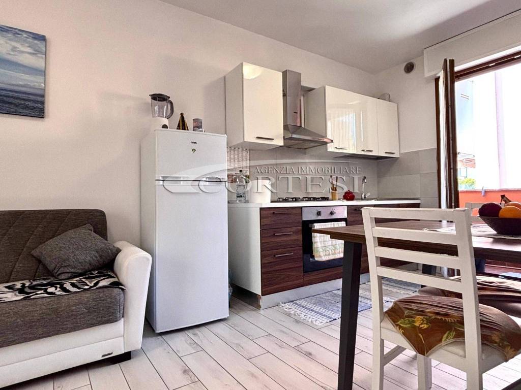 Appartamento a Mondolfo in Via Indipendenza, 1 - Foto 2