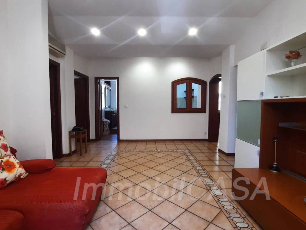Appartamento a Messina in Via Curtatone e Montanara, 14 - Foto 4