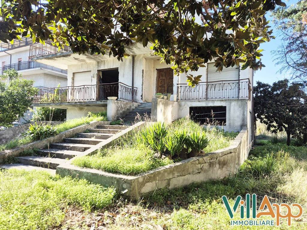 Villa a Fondi in Via Stazione, 242 - Foto 2