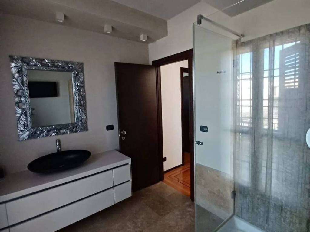 Villa a Barletta in Via Foscolo, 40 - Foto 4