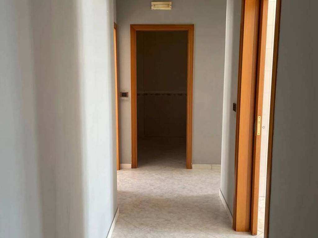 Appartamento a Barletta in Piazza Francesco Conteduca, 25 - Foto 3