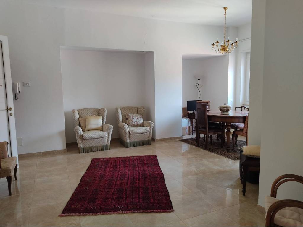 Appartamento a Sarzana in Via Giuseppe Picedi Benettini - Foto 3
