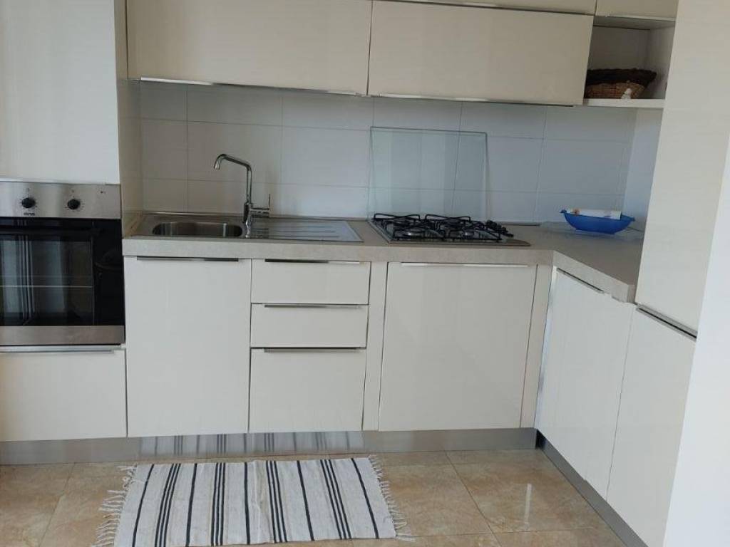 Appartamento a Sarzana in Via Giuseppe Picedi Benettini - Foto 4