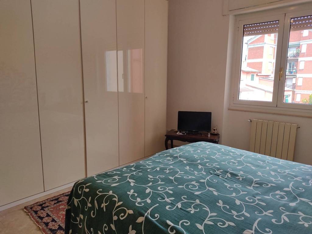 Appartamento a Sarzana in Via Giuseppe Picedi Benettini - Foto 5