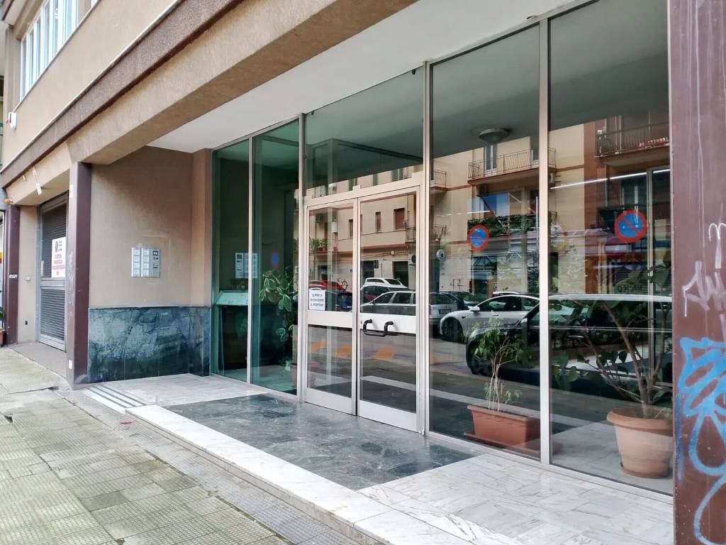 Appartamento a Bari in Via Quarto, 46 - Foto 2