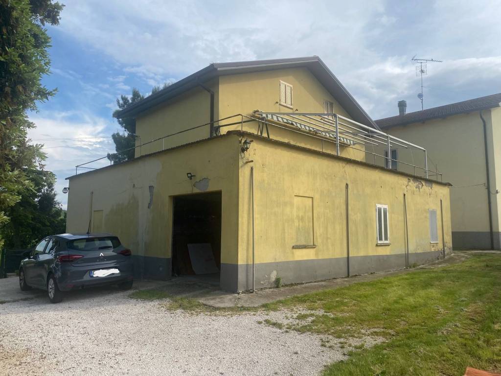 Villa a Tavullia in Strada per Montecchio, 23 - Foto 3