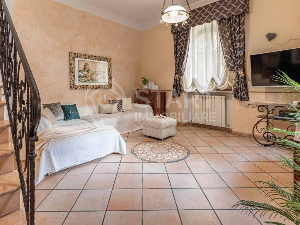 Casa indipendente a Porto recanati in Via Nino Bixio - Foto 4