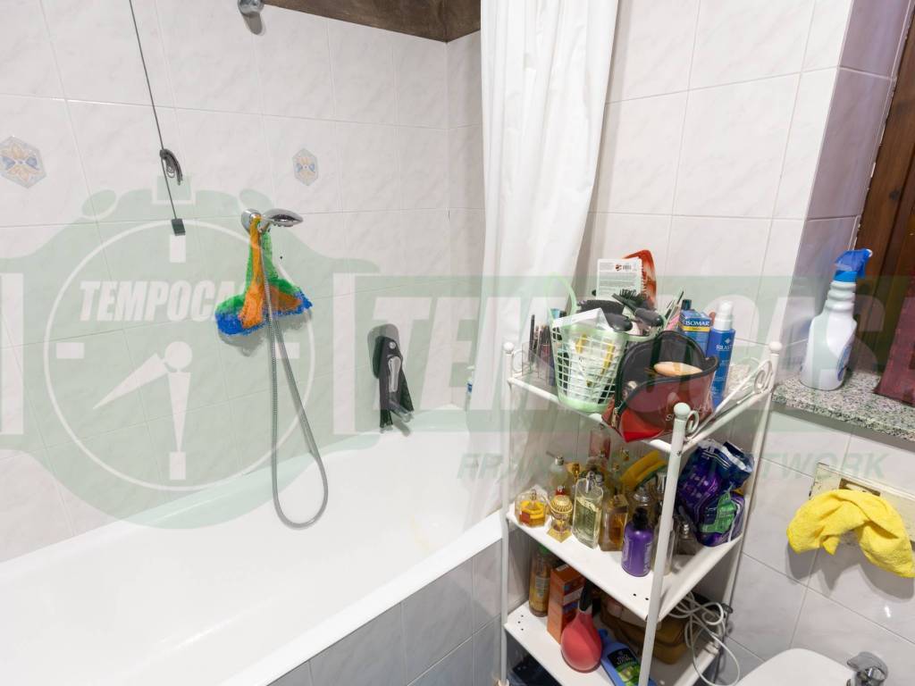 Appartamento a Uboldo in Via P. C. Tognoni, 17 - Foto 5