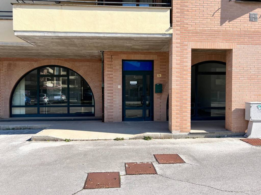 Immobile a Fabriano in VIA MARTIRI DELLE FOIBE ISTRIANE - Foto 2