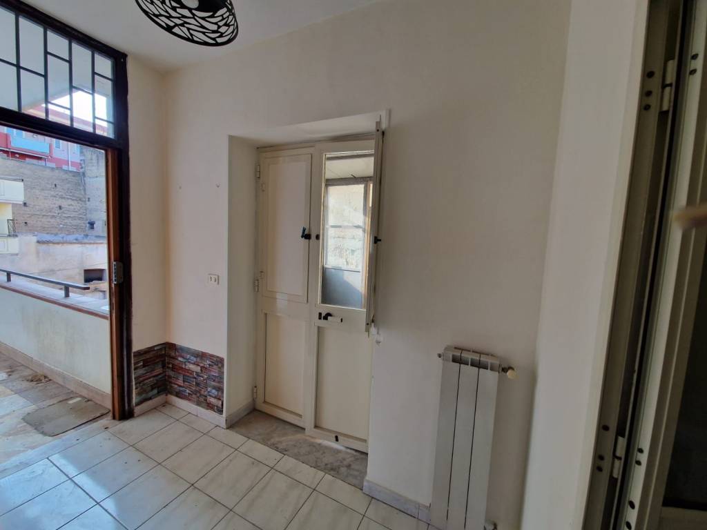 Appartamento a Maddaloni in Via Caudina - Foto 4