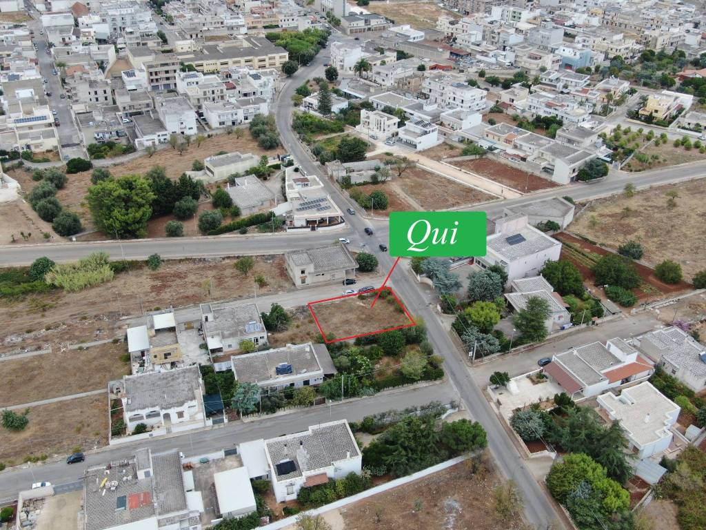 Terreno a Carovigno in Via San Michele, 99 - Foto 2