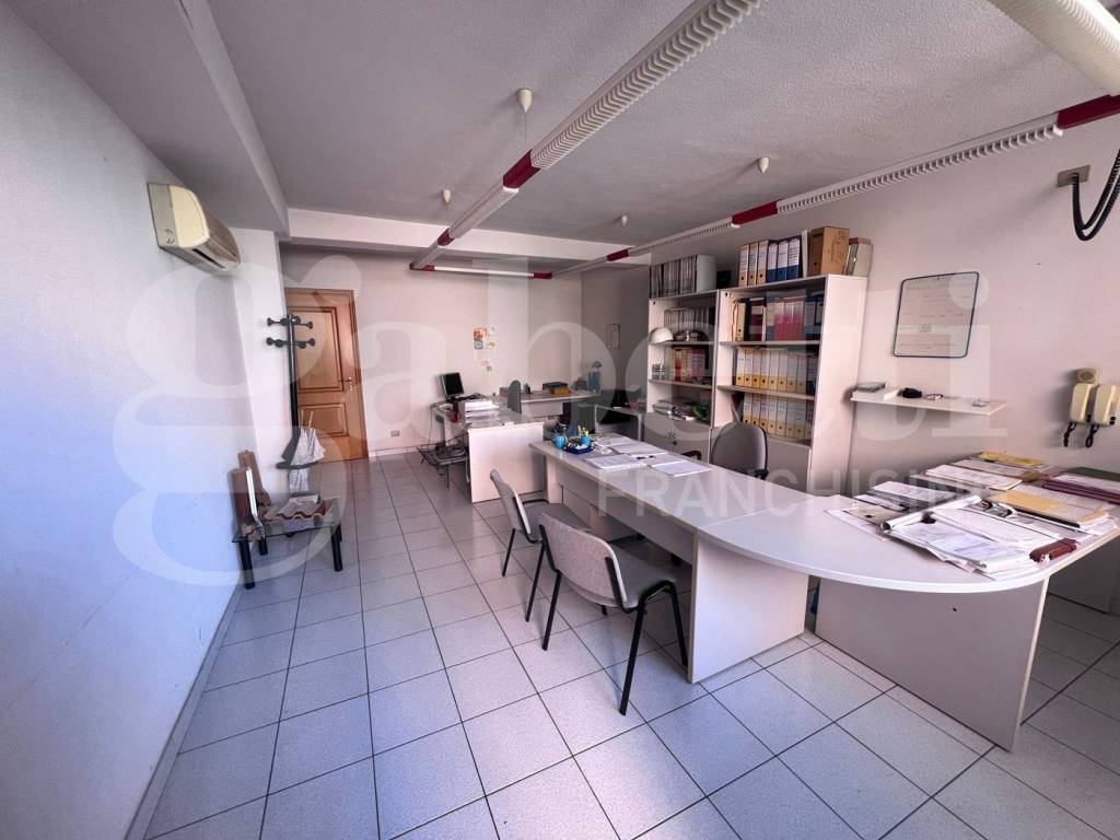 Immobile a Oristano in VIA MICHELE PIRA, 10 - Foto 3