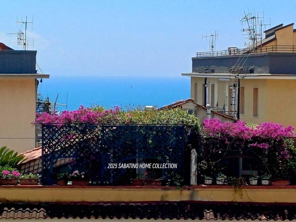 Appartamento a Salerno in Via Alberto Bolognetti, 18 - Foto 4