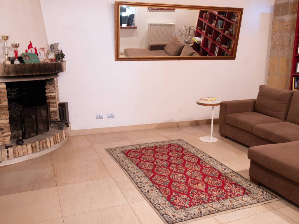 Casa indipendente a Tarquinia in Via Montana, 24 - Foto 5