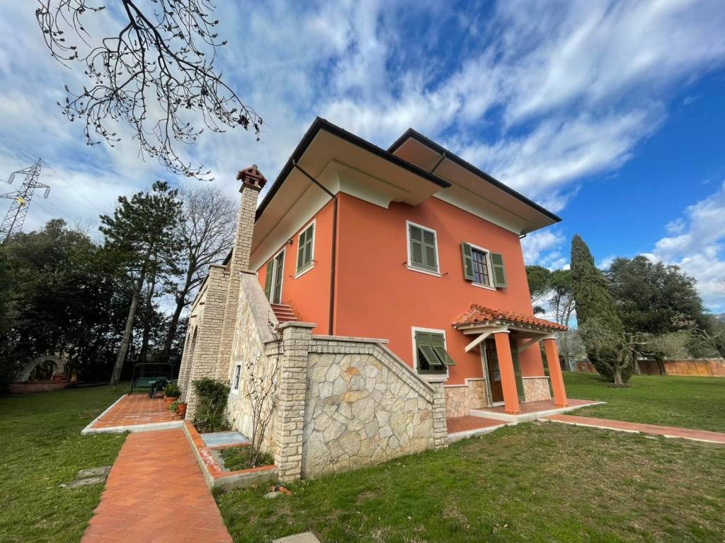 Villa a Castelnuovo magra - Foto 2