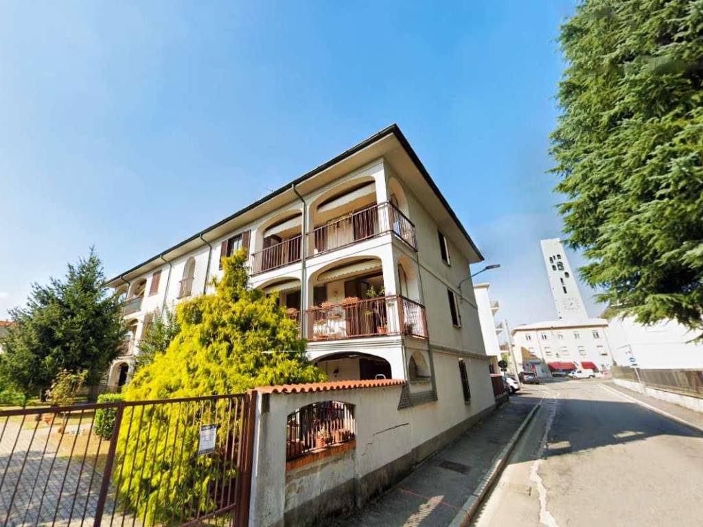 Palazzo / stabile a Gorla minore in via Volta 16 - Foto 4