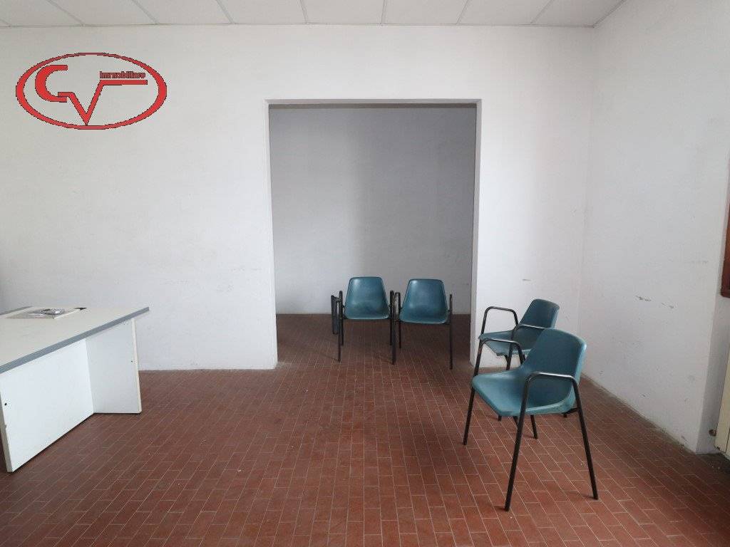 Immobile a Montevarchi in Viale Armando Diaz - Foto 2