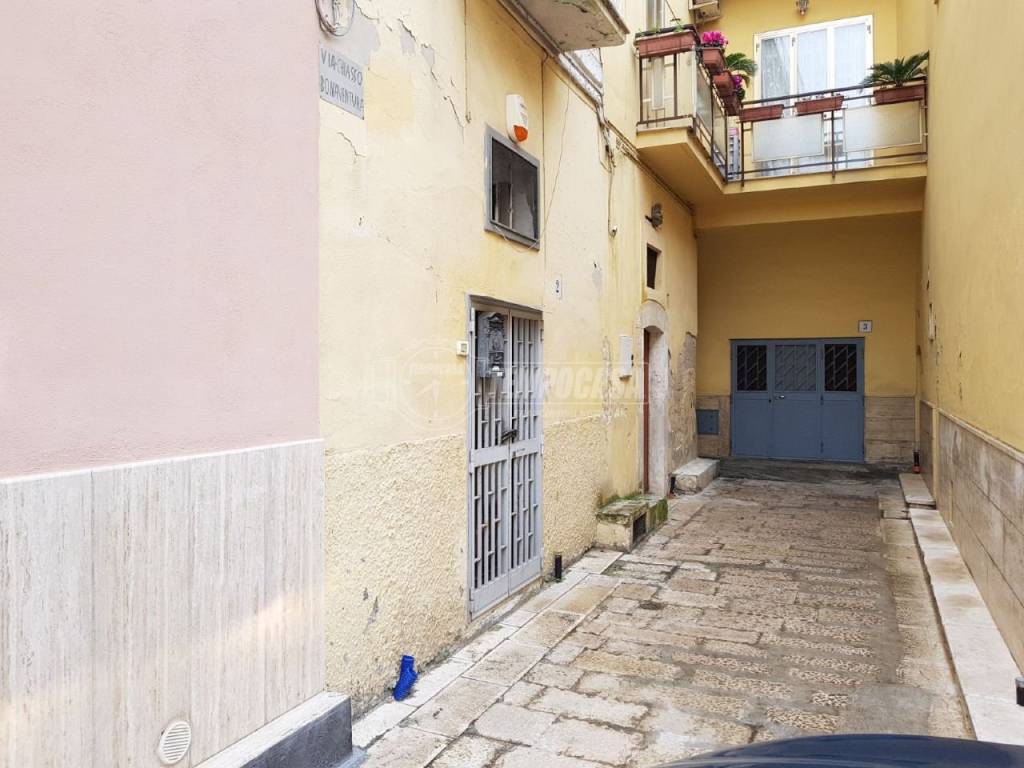Casa indipendente a Bari in via chiasso san bonaventura - Foto 2