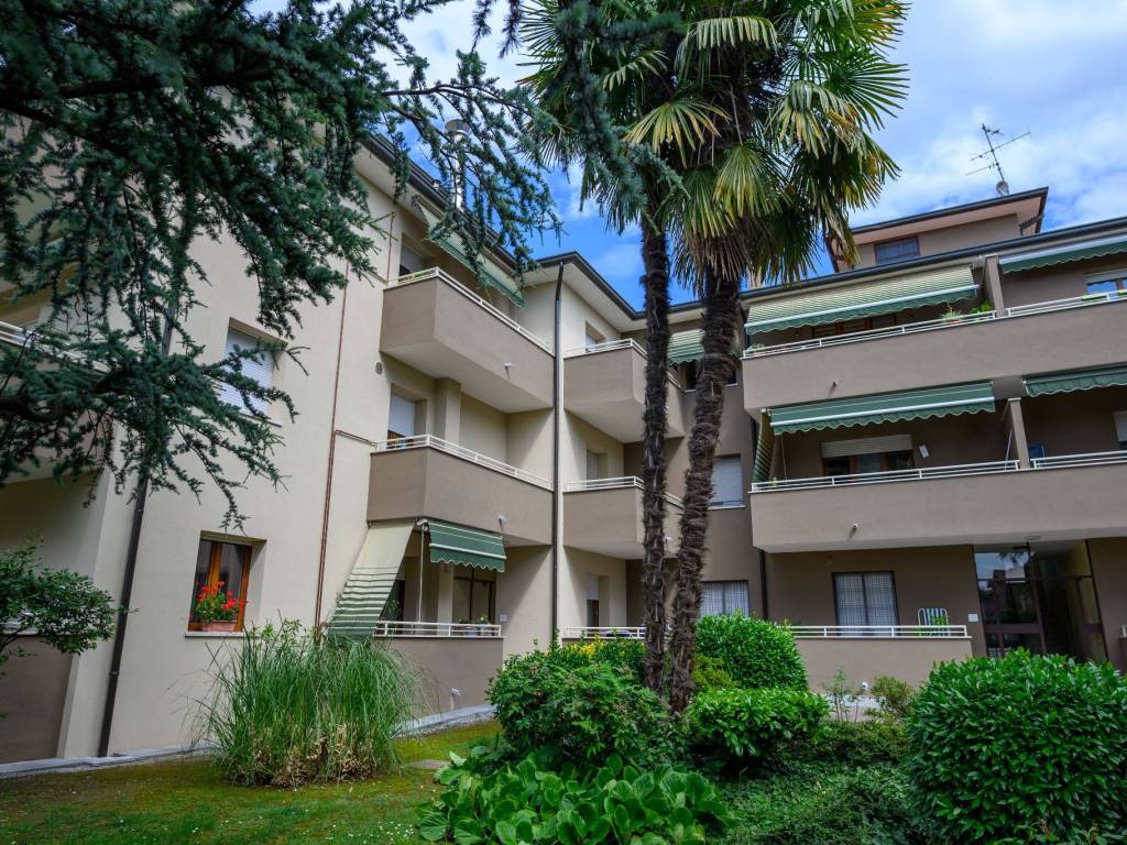 Appartamento a Verderio in Via 2 Giugno, 6 - Foto 2