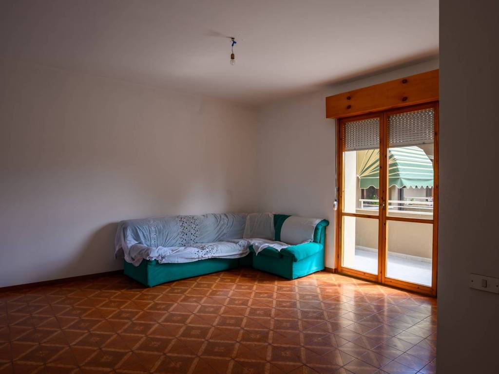 Appartamento a Verderio in Via 2 Giugno, 6 - Foto 4