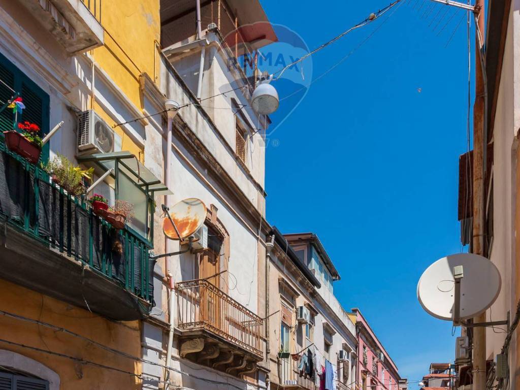 Appartamento a Catania in Via Gismondo, 53 - Foto 2