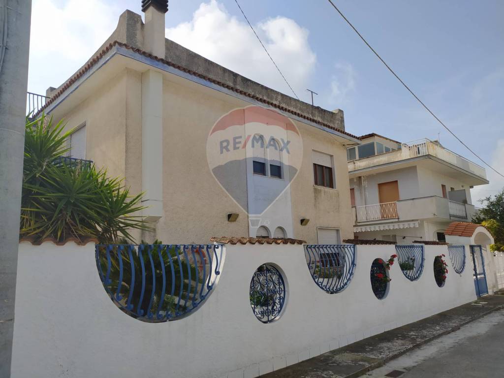 Casa indipendente a Manfredonia in località la Bussola - Foto 3