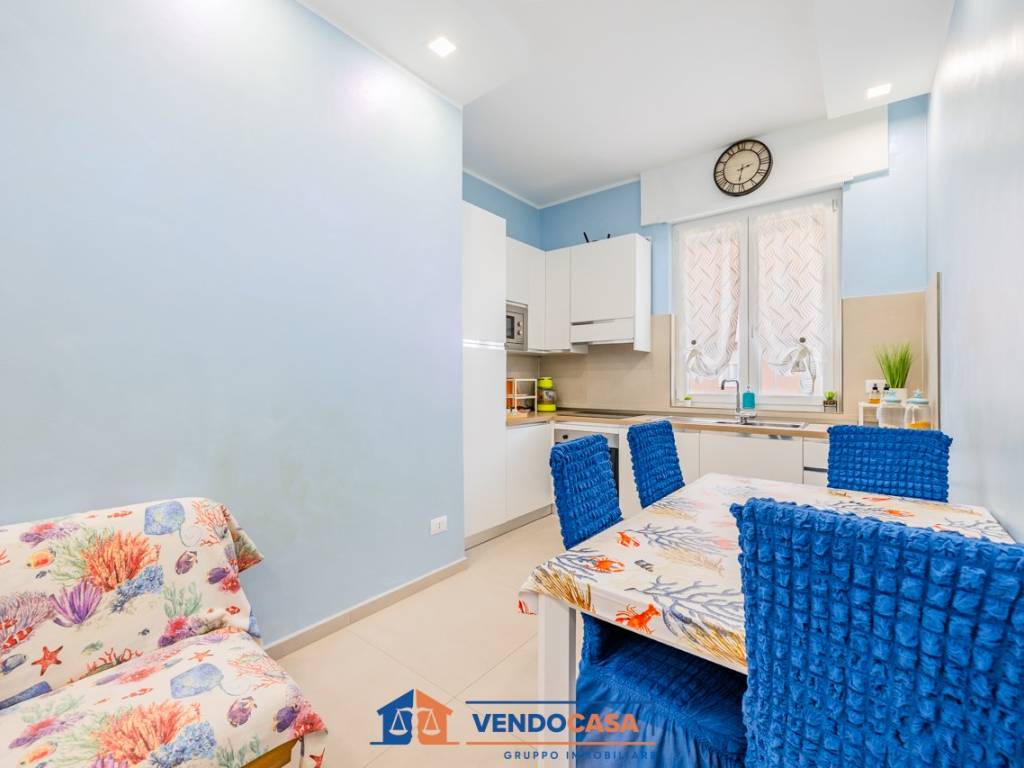 Appartamento a Albenga in Via Amalfi, 6 - Foto 3