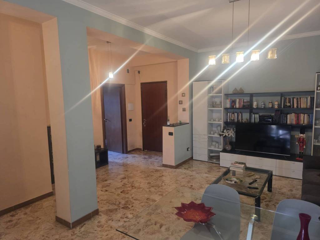 Appartamento a Gravina di catania in Via Giorgio Arcoleo - Foto 2