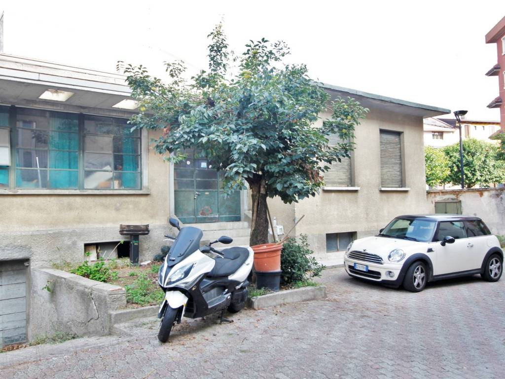 Appartamento a Gorla minore in Via Roma - Foto 4