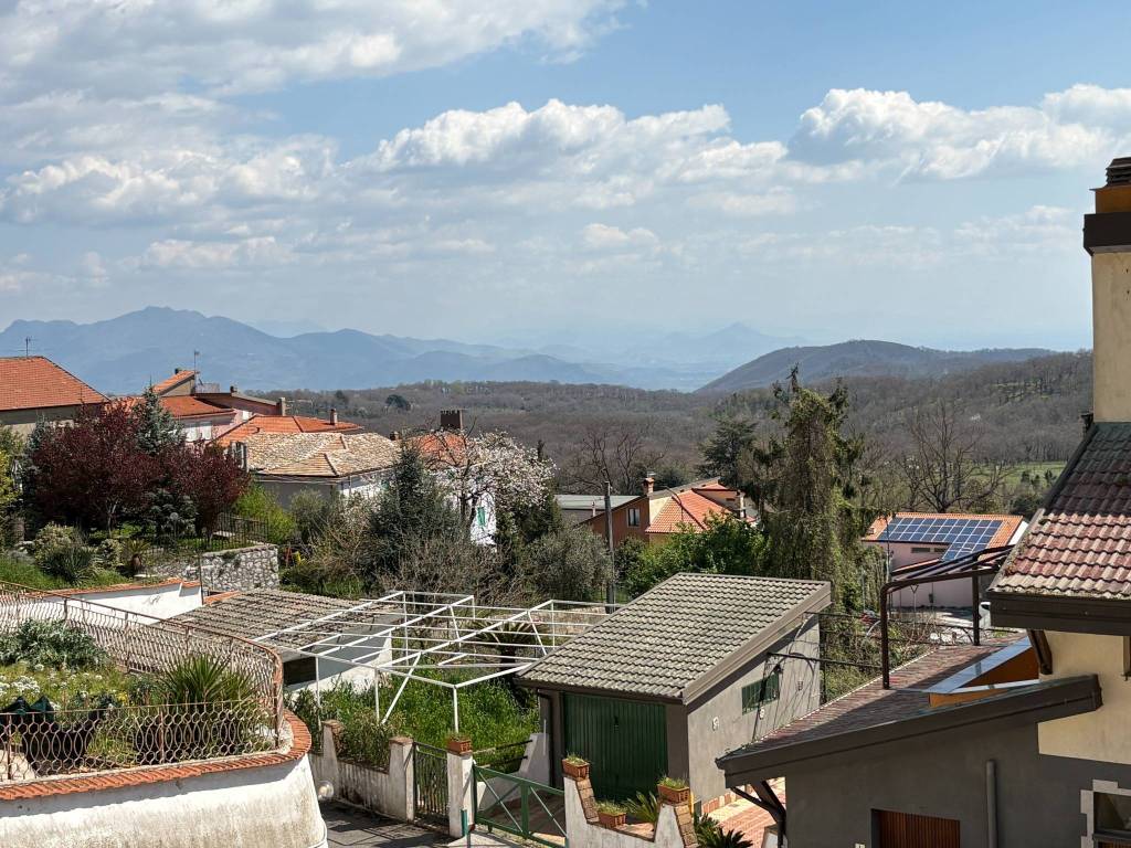 Appartamento a Roccamonfina in Via Seconda Quirini, 10 - Foto 3