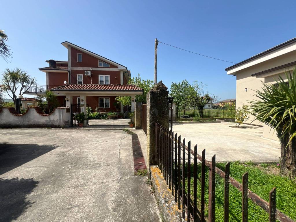 Villa a Sora in Via Pozzo Pantano - Foto 3