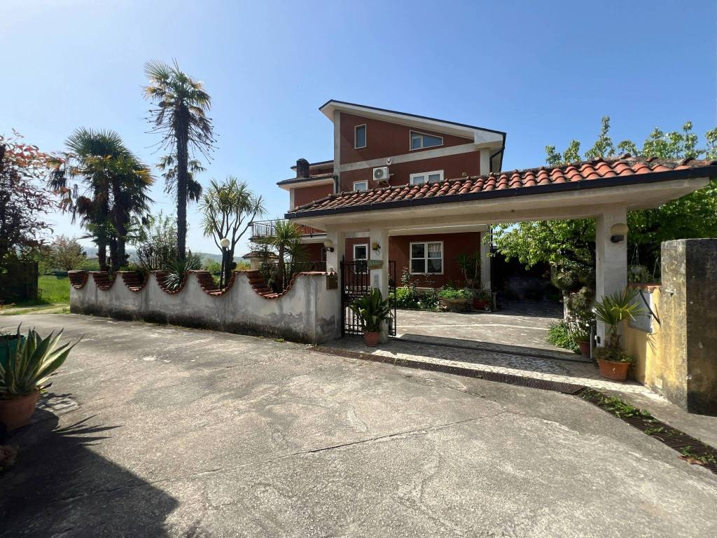 Villa a Sora in Via Pozzo Pantano - Foto 4