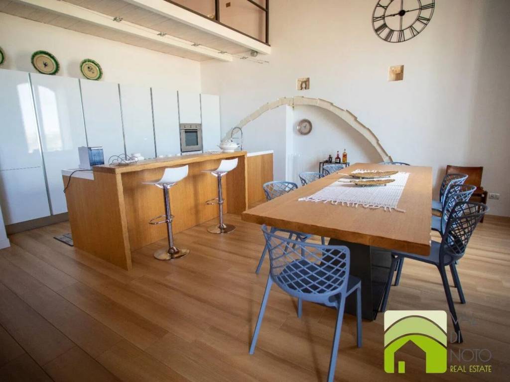 Villa a Canicattini bagni in Vittorio Emanuele S.N.C. - Foto 3