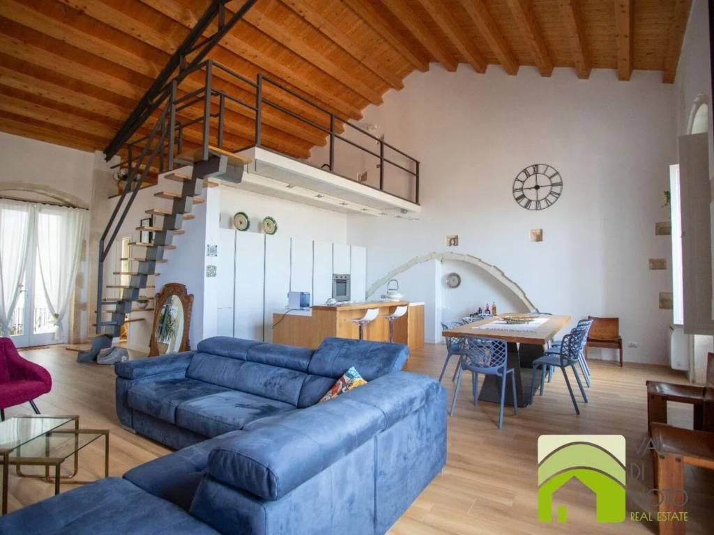 Villa a Canicattini bagni in Vittorio Emanuele S.N.C. - Foto 4