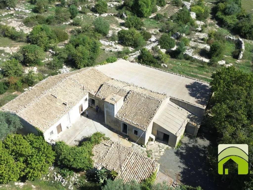 Rustico / casale a Noto in Contrada Mezzogregorio S.N.C. - Foto 2