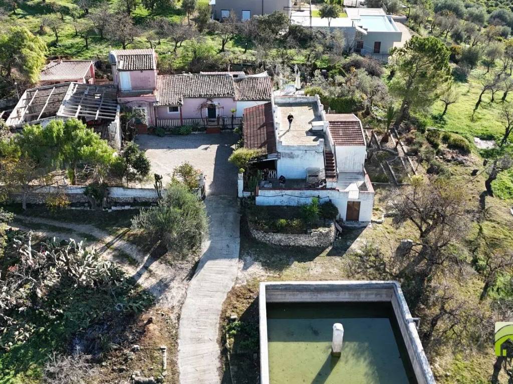 Villa a Noto in Via Gioi S.N.C. - Foto 3