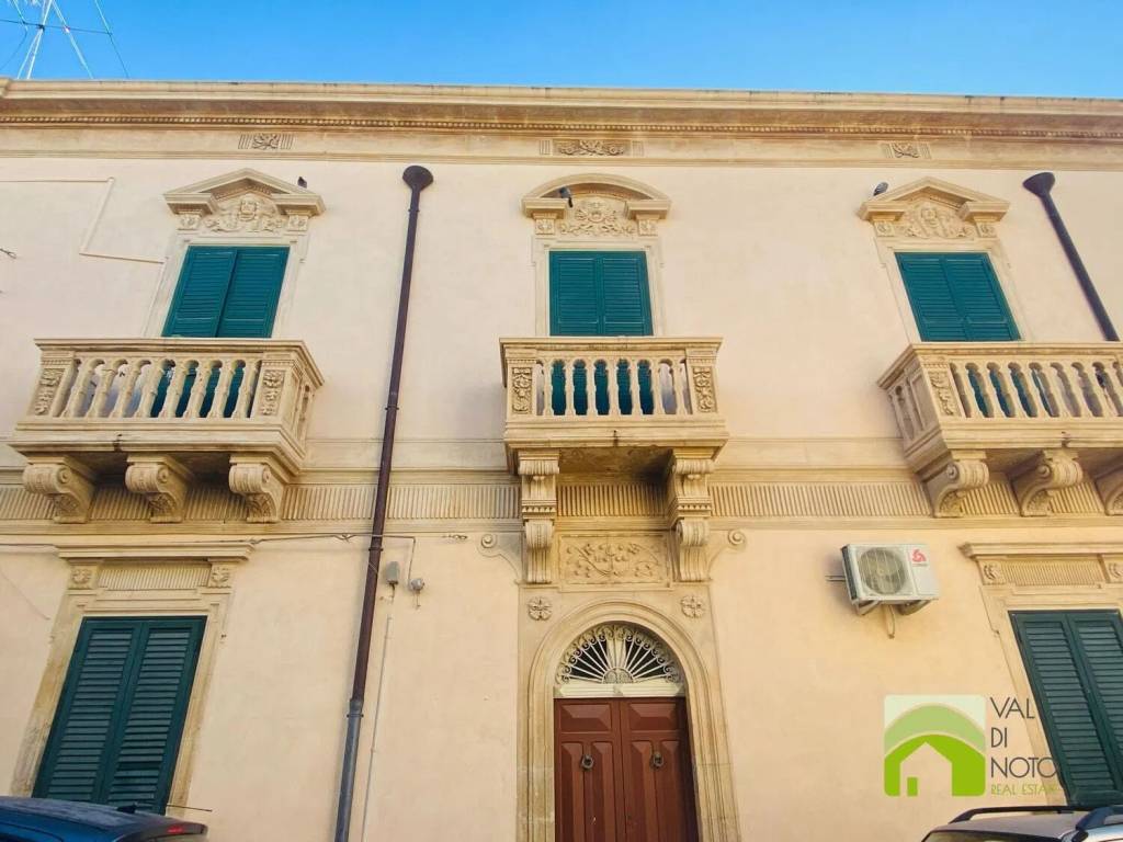 Villa a Noto in Via Giovanni Aurispa, 140 - Foto 2